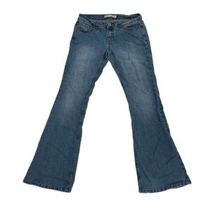 No Boundaries Stretch Flare Jeans Size 9 Women’s